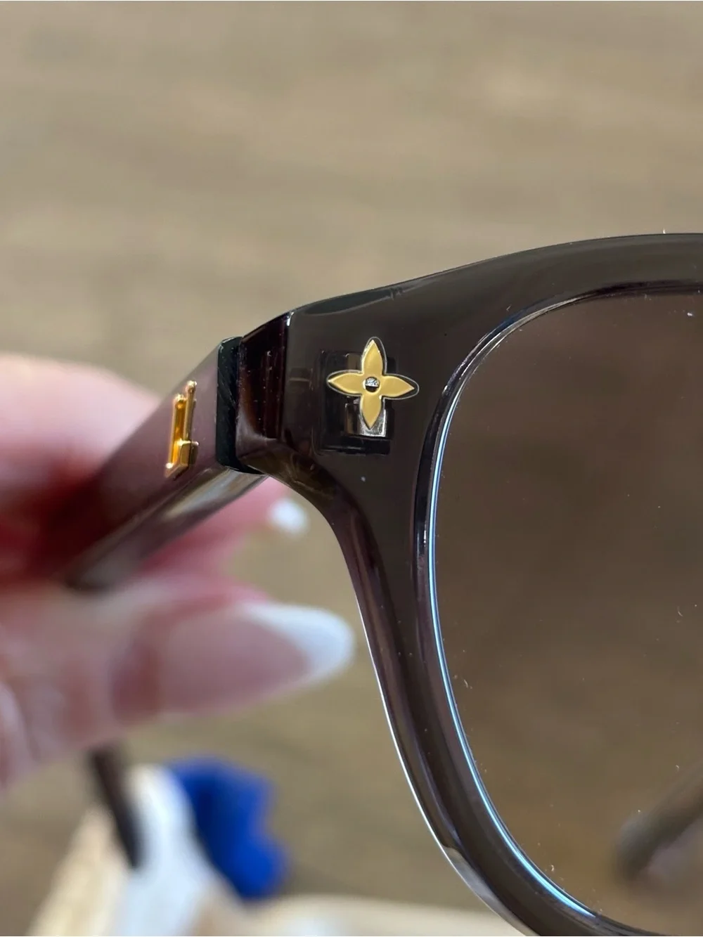 NWT LOUIS VUITTON Aura Pantos Sunglasses Z2808W